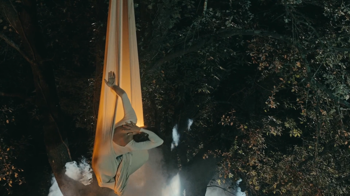 MUSCINEA by Chloe Belloc